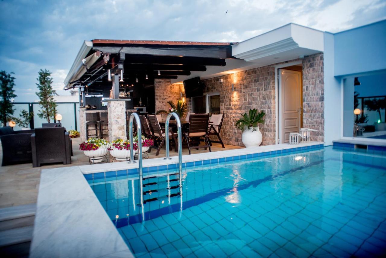 Luxury Penthouse With Private Pool Lägenhet Preveza Exteriör bild
