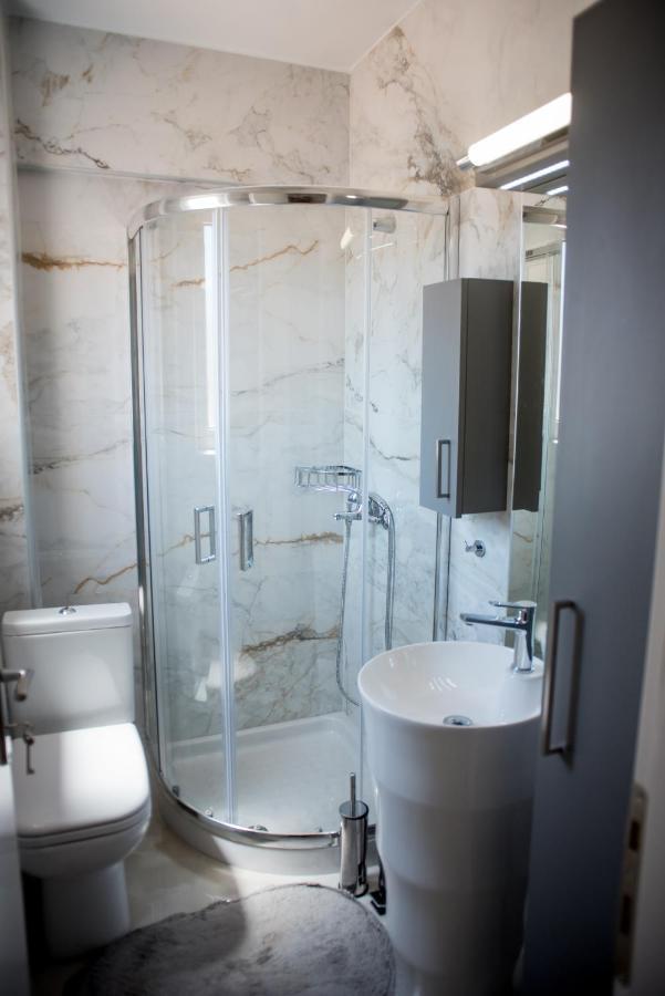 Luxury Penthouse With Private Pool Lägenhet Preveza Exteriör bild